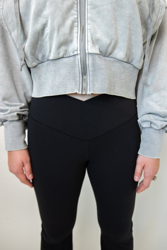 Black High Wasted Crossover Flare Leggings